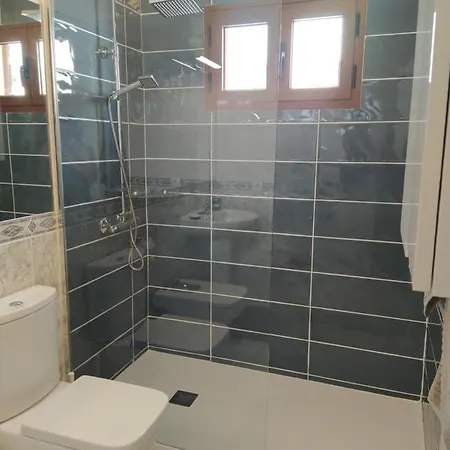 Playa Bastian - Piscina Climatizada - Wifi - Playa 1 Min. *