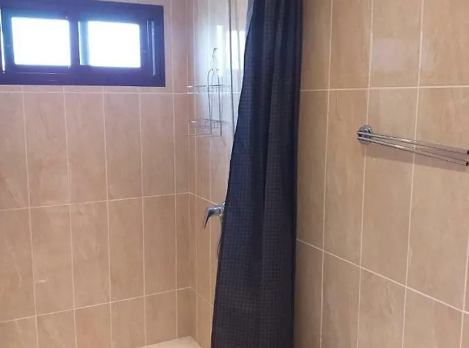 Playa Bastian - Piscina Climatizada - Wifi - Playa 1 Min.