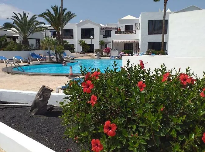 Playa Bastian - Piscina Climatizada - Wifi - Playa 1 Min. * Costa Teguise